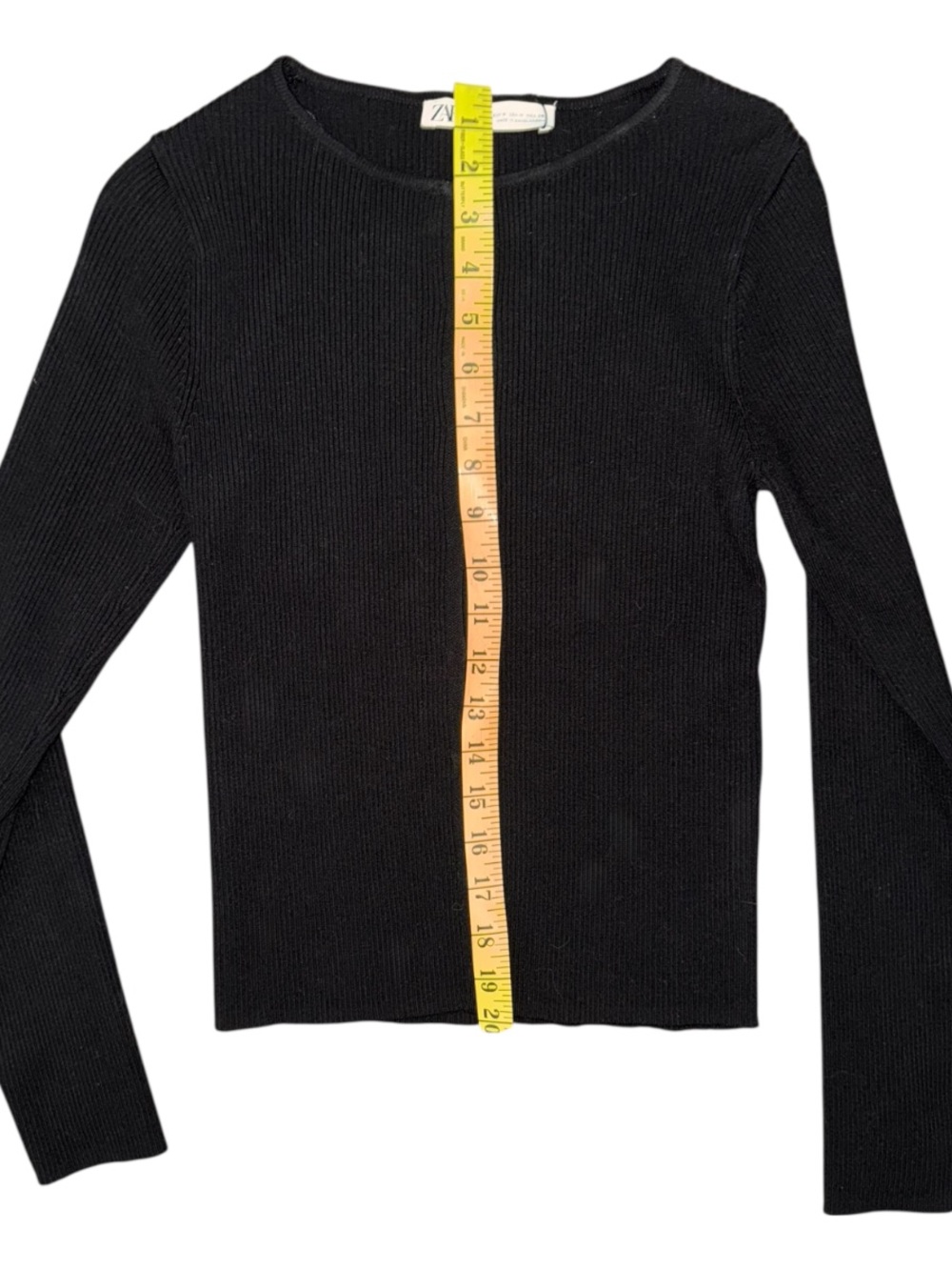 Black Ribbed Button-Front Crop Cardigan - Picture 5 of 6